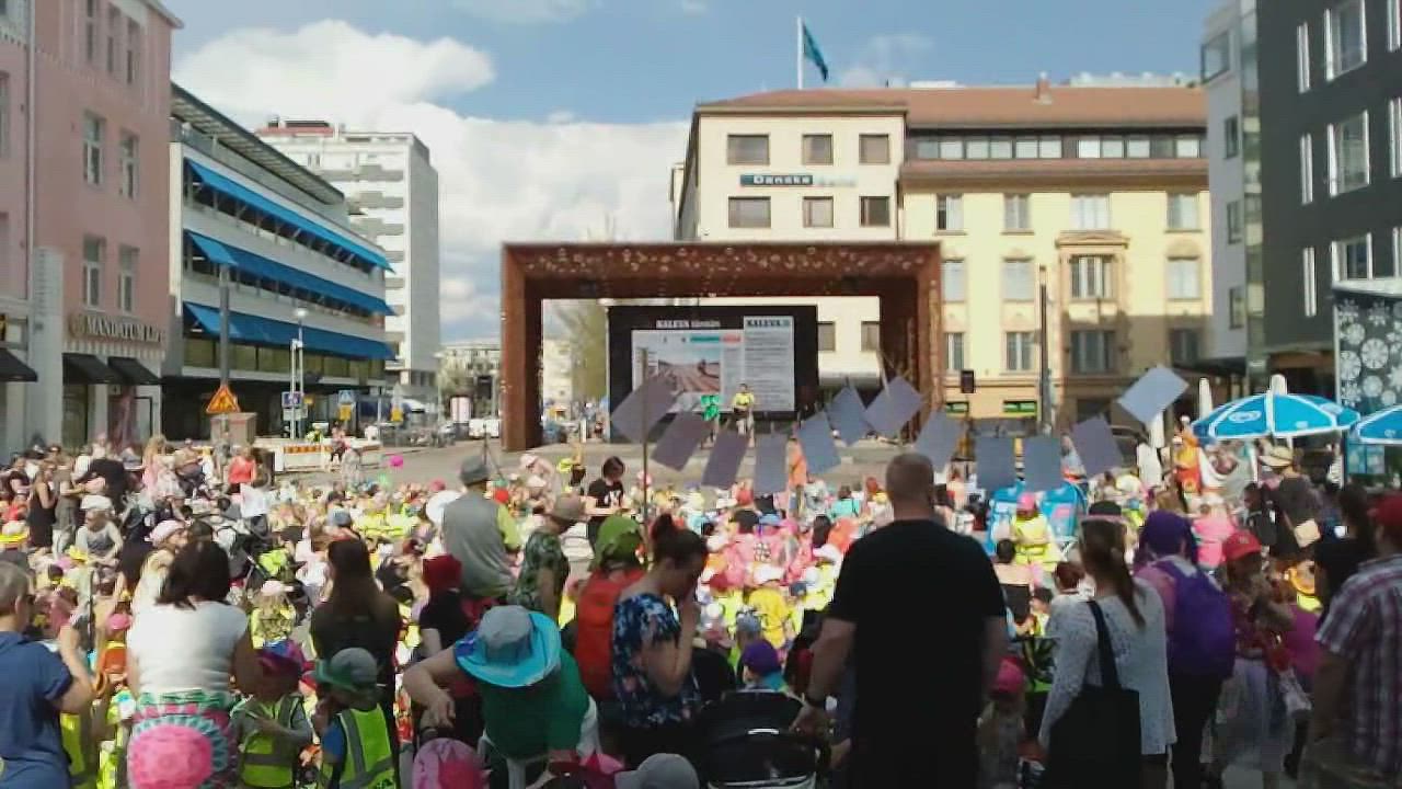 Karnevaali Rotuaarilla