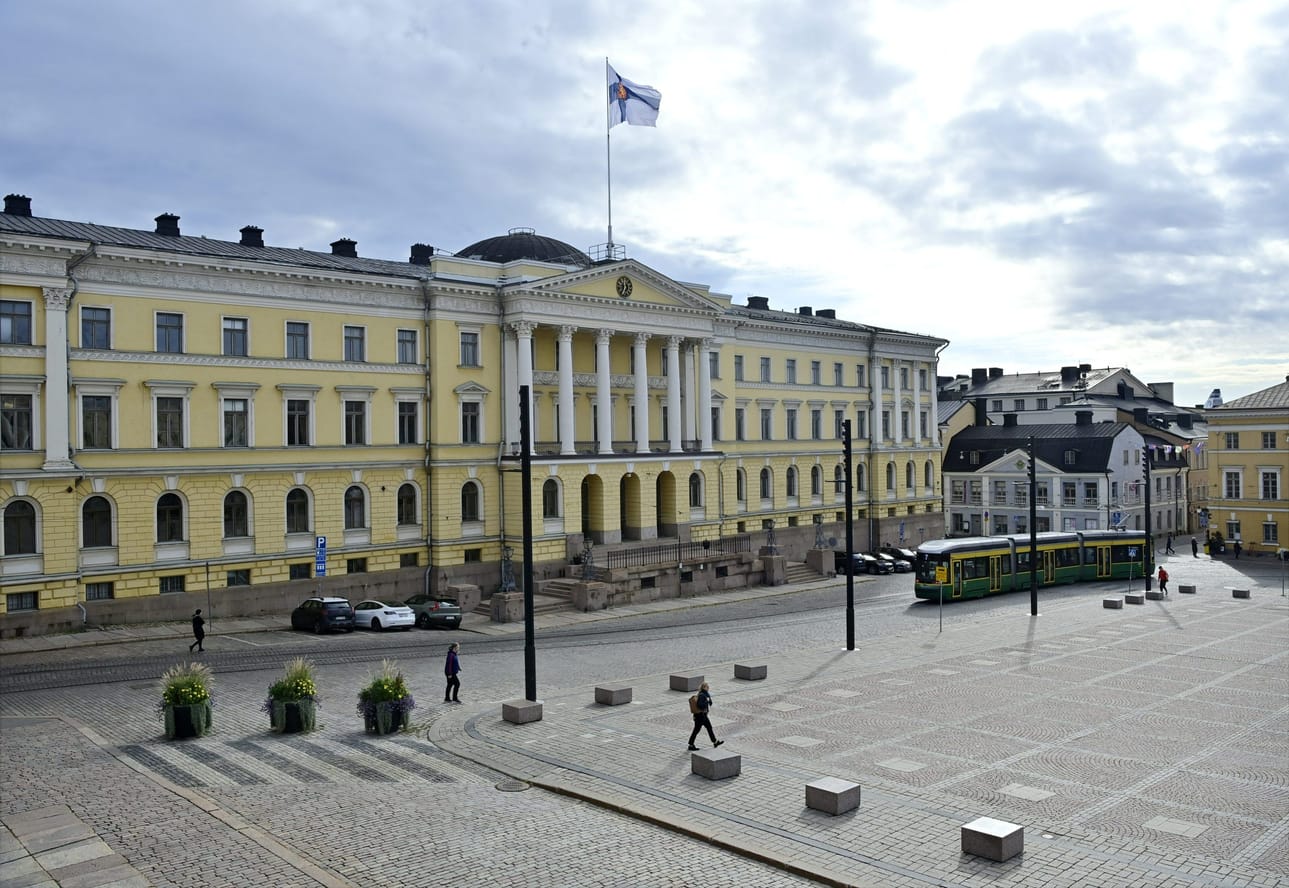 Lausuntoaikoja on esimerkiksi lyhennetty jopa kahteen viikkoon, kun valtioneuvoston oma suositus lausuntoajoille on 6–8 viikkoa. LEHTIKUVA / MARKKU ULANDER