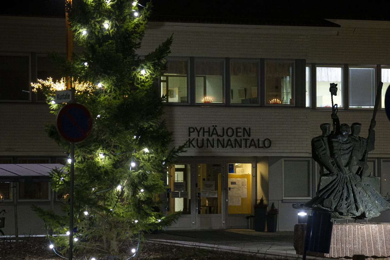 Pyhäjoen kunnantalo pysyy ulkopuolisilta suljettuna 18. tammikuuta saakka.