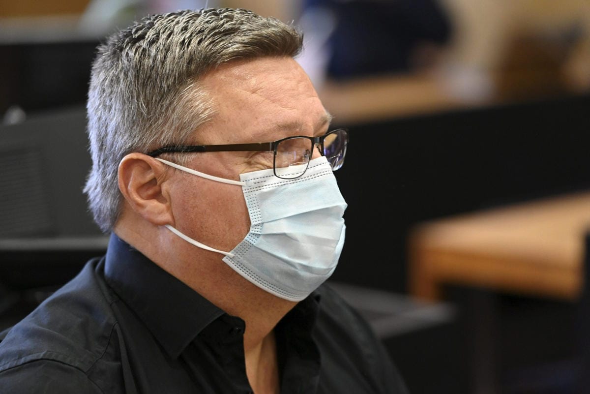 Käräjäoikeuden mukaan tapahtuma-aikaan Helsingin huumepoliisia johtanut Aarnio syyllistyi murhaan epävarsinaisena laiminlyöntirikoksen. Lehtikuva / Heikki Saukkomaa