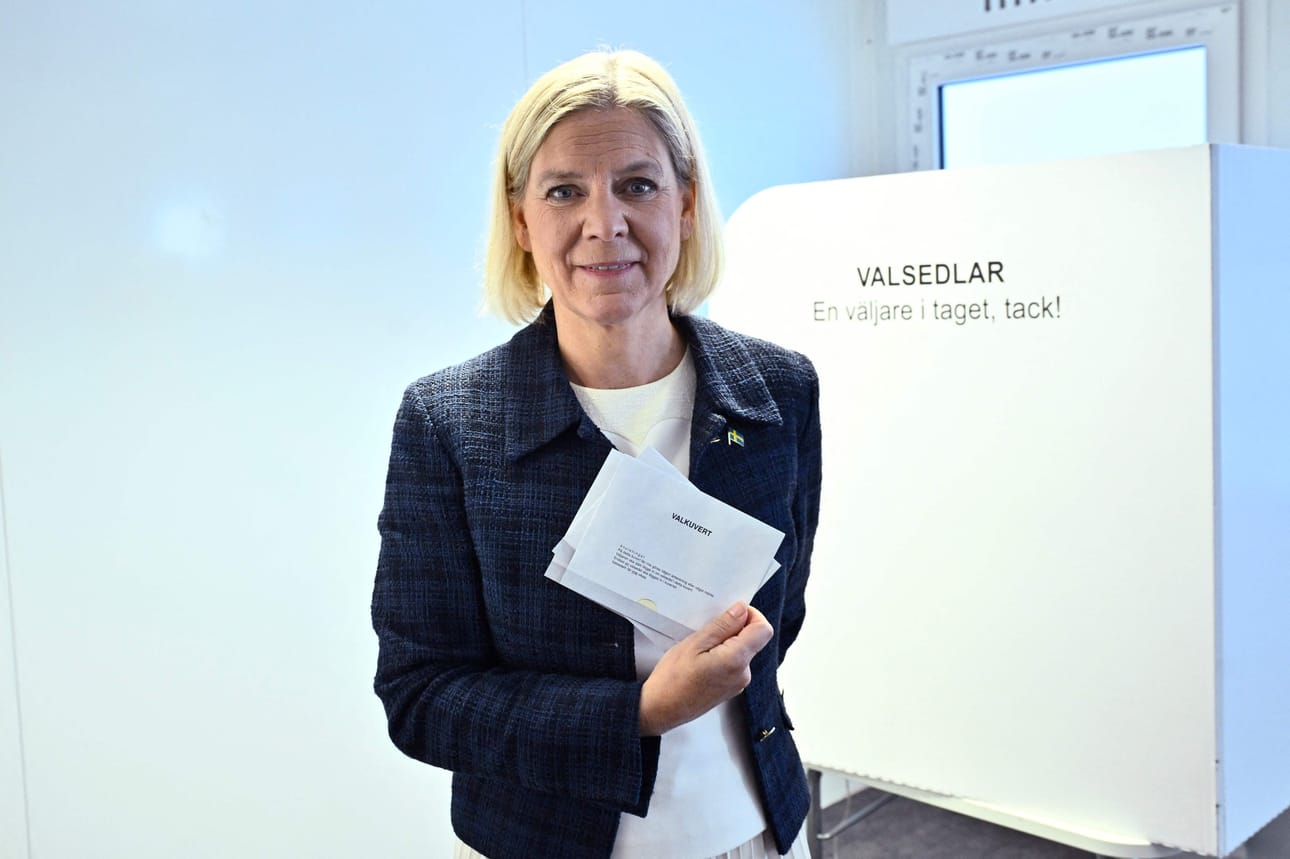 Sosialidemokraatteja johtava Magdalena Andersson aloittaa hallitustunnustelut Ruotsissa.