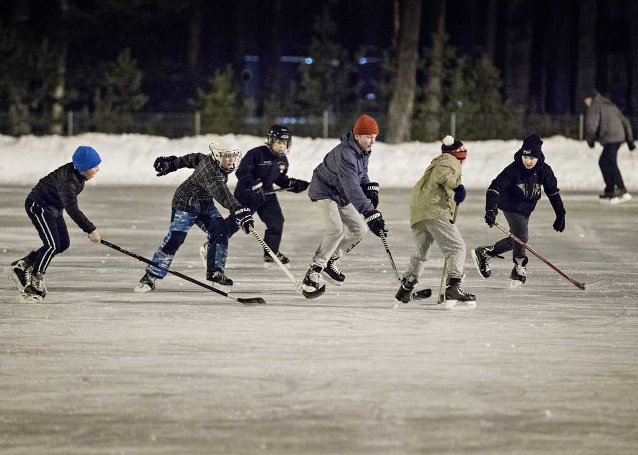 Väitöstutkimuksen mukaan liikunta nuorena kantaa kauas tulevaisuuteen.