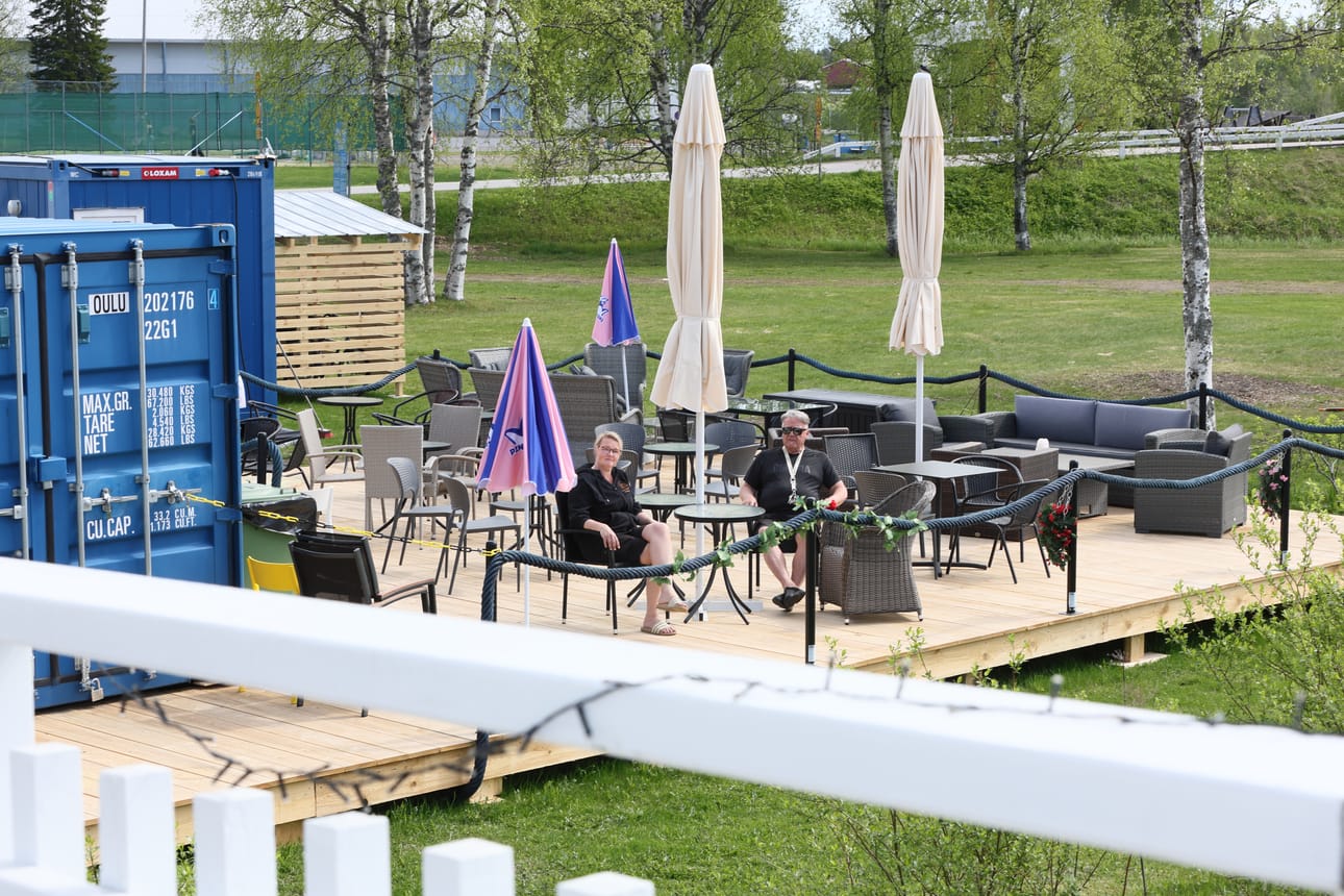 Kielosaaren leirintäalue, Kielo Camp, on saamassa uuden vastaanottorakennuksen. Leirintäalueyrittäjänä jatkaa Suvi ja Mikko Salmelan Noppa Ravintolat Oy.