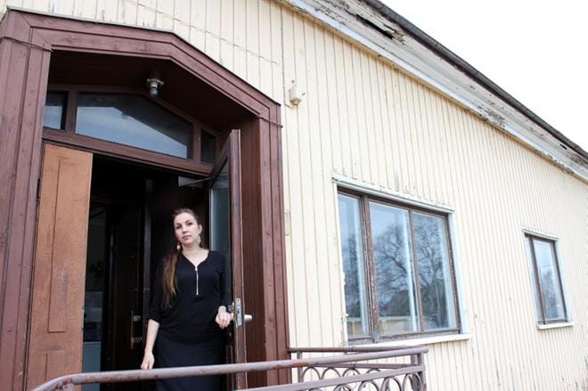 Ravintolan sisätiloissa tehdään remontti, ennen kuin Katja Koivisto avaa ovet asiakkaille. KUVA: MINNA ZILLIACUS