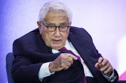 Yhdysvaltain entinen ulkoministeri Henry Kissinger on kuollut