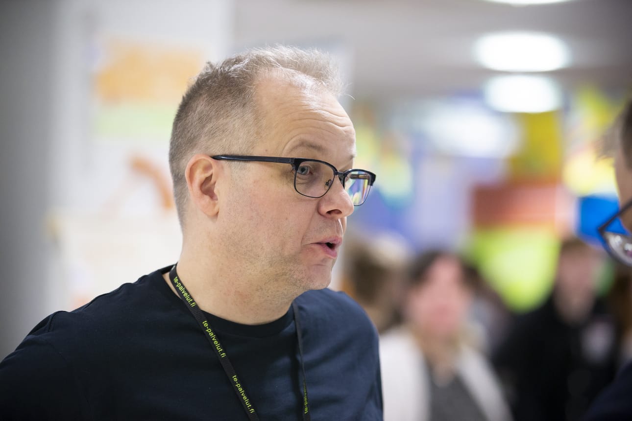 Marko Salmela on toinen demareiden raahelaisehdokas tulevissa vaaleissa.