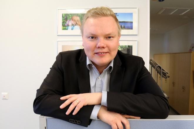 Ministeri Antti Kurvisen olympialaisten matka on edellyttänyt kahden negatiivisen koronatestituloksen antamista. ARKISTOKUVA: ANU NAHKALA