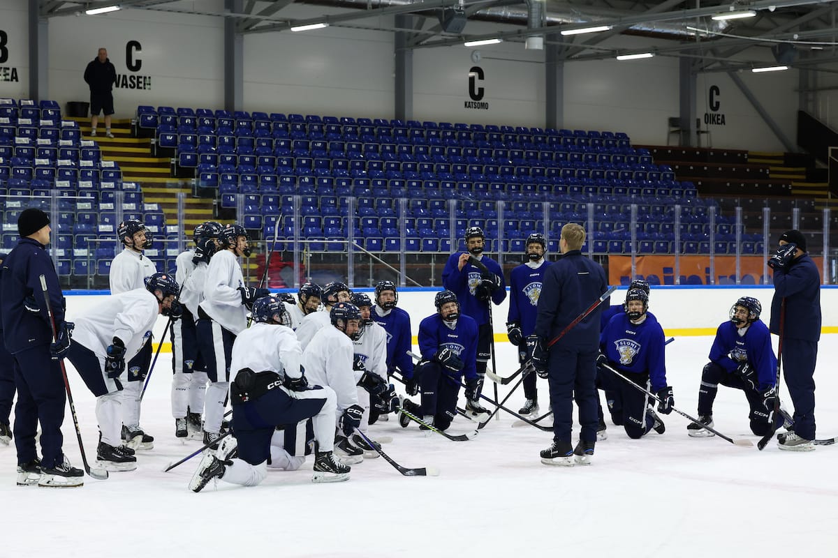 Suomen alle 17-vuotiaiden maajoukkue pelaa Seinäjoella neljä ottelua.