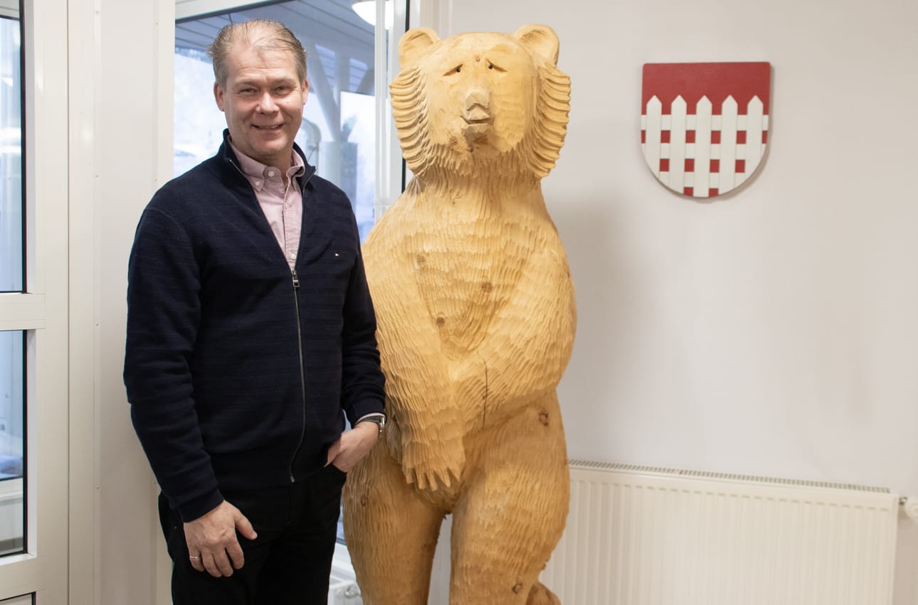 Samuli Yrjänä nostaa viime vuoden merkittävimmiksi asioiksi Jukka Talon konkurssipesältä kiinteistöjen ostamisen. Osto loi pohjaa yritysten kehittämiselle ja selkeytti, kuka Pyhännälle saadun JEDUn toimipisteen hallinnoija on.