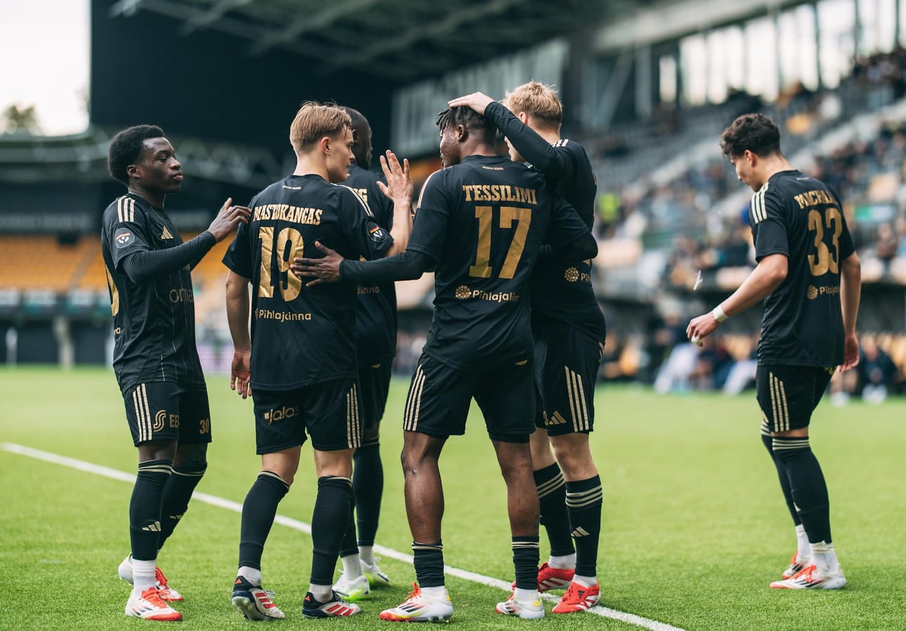 SJK kasaa ensikauden joukkueeseensa lisää pelaajia.