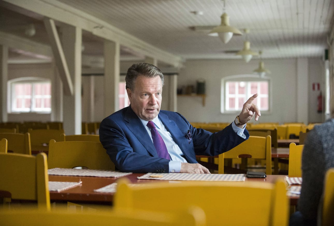 Puolustusvaliokunnan puheenjohtaja Ilkka Kanerva (kok.) sanoo, että hämminki ohjusräjäytyksestä syntyi, kun tieto alkoi leviä hallitsemattomalla tavalla. Arkistokuva.