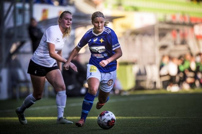 VIFK:n Adelina Ragnäs ohitti Alice Wikstenin. KUVA: JARNO PELLINEN