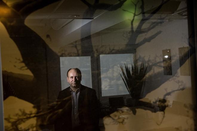 Valtion kehitysrahasto Finnfund on tehnyt kahdeksan miljoonan euron sijoituksen Aasian metsähankkeisiin Caymansaarten kautta. Finnfundin toimitusjohtajan Jaakko Kangasniemen mukaan veroparatiisia käytetään vain rahojen kauttakulkumaana ja yhteistyökumppanit maksavat verot omiin maihinsa. KUVA: Joel Maisalmi / arkisto
