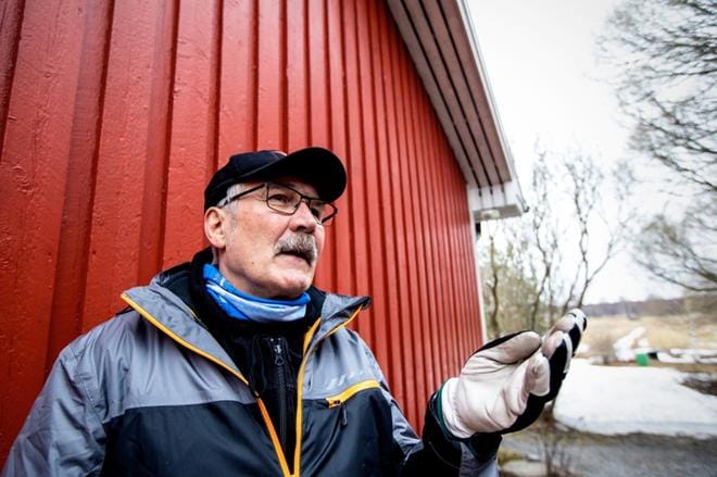 Haapaniemen Omakotiyhdistyksen puheenjohtaja Seppo Rapo on erittäin tyytyväinen yhdistyksen kylätalkkaritoimintaan. KUVA: PAULA KASKIMAA