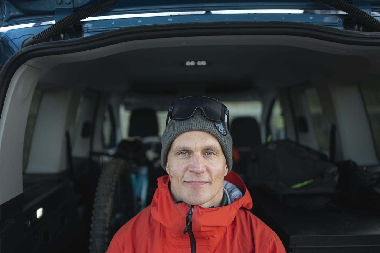 Turvallisuusasiantuntija Antte Lauhamaan mukaan kukaan ei ole velvotettu auttamaan toista ihmistä oman henkensä kaupalla.