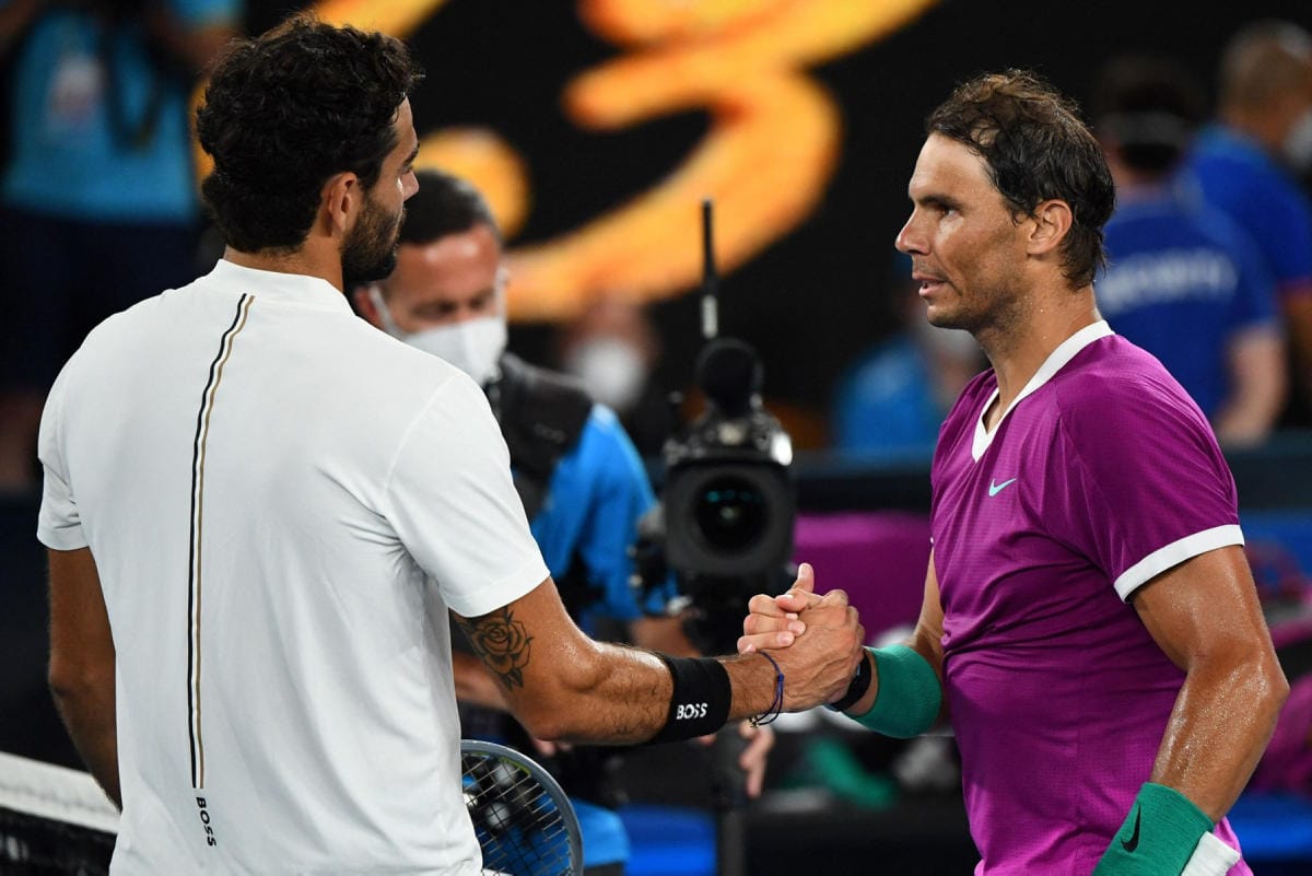 Rafael Nadal kukisti välierässä Italian Matteo Berrettinin neljässä erässä. LEHTIKUVA/AFP