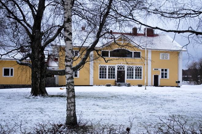 Ähtärin seurakunnan pappila on valmistunut vuonna 1876. Kuva: Ella Nurmi