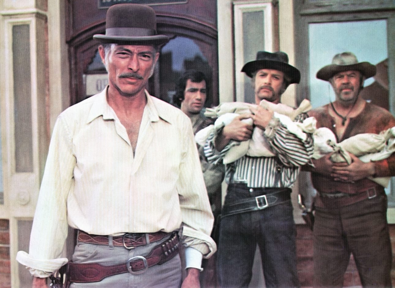 Kosto odottaa on italowestern, jossa Lee Van Cleef on vankilasta vapautunut asesankari Ryan.