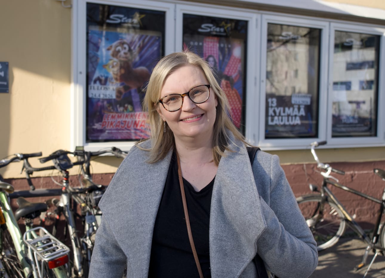 Maarit Karppelin on yllättynyt, kuinka rajattua venetsialaisen orpokodin tyttöjen elämä on ollut. – On ollut vain yksi ulospääsy, naimisiinmeno, hän päivittelee.