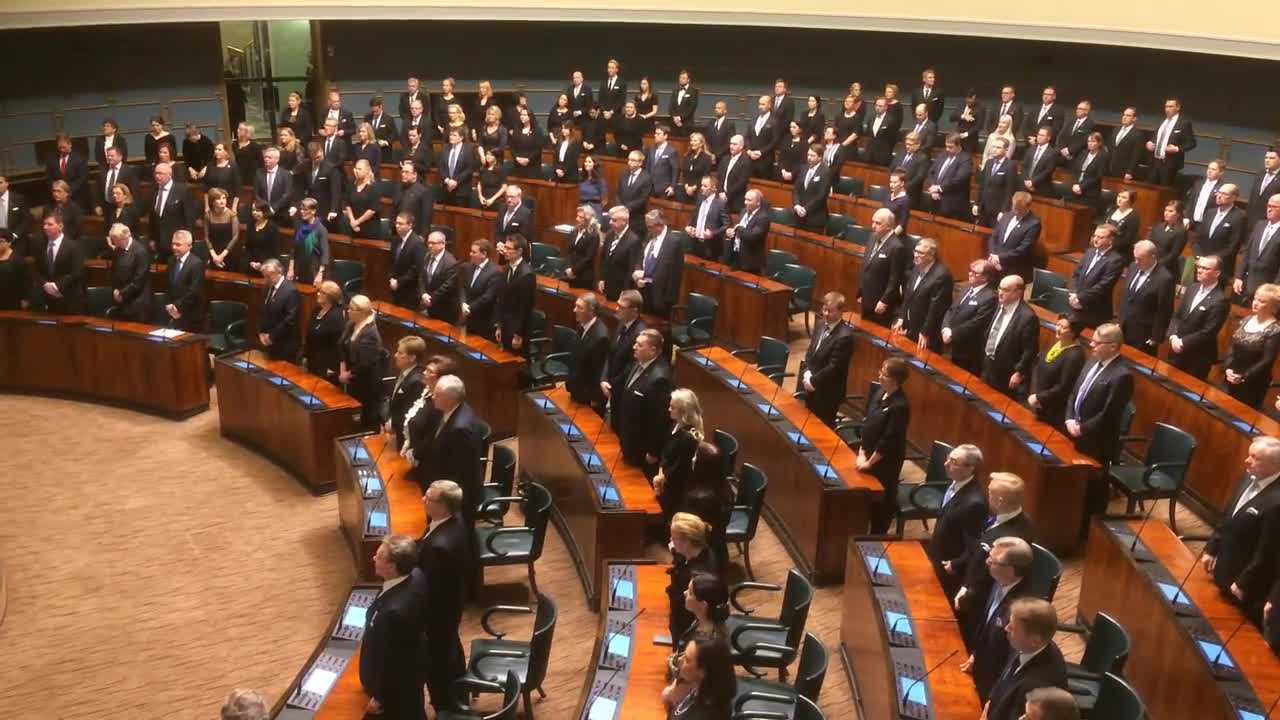 Eduskunnan juhlaistunto Suomen 100-vuotisjuhlan kunniaksi