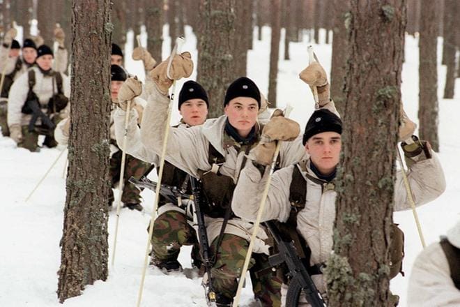 Duunit ja opiskelu - tulevaisuus on Järviseudulla. Varusmiestoimikunnan teemapäivät tavoittaa kaikki Kainuun prikaatin varusmiehet, todetaan Järviseudun alueen uudessa seututiedotteessa. ARKISTOKUVA: JUSSI ASU