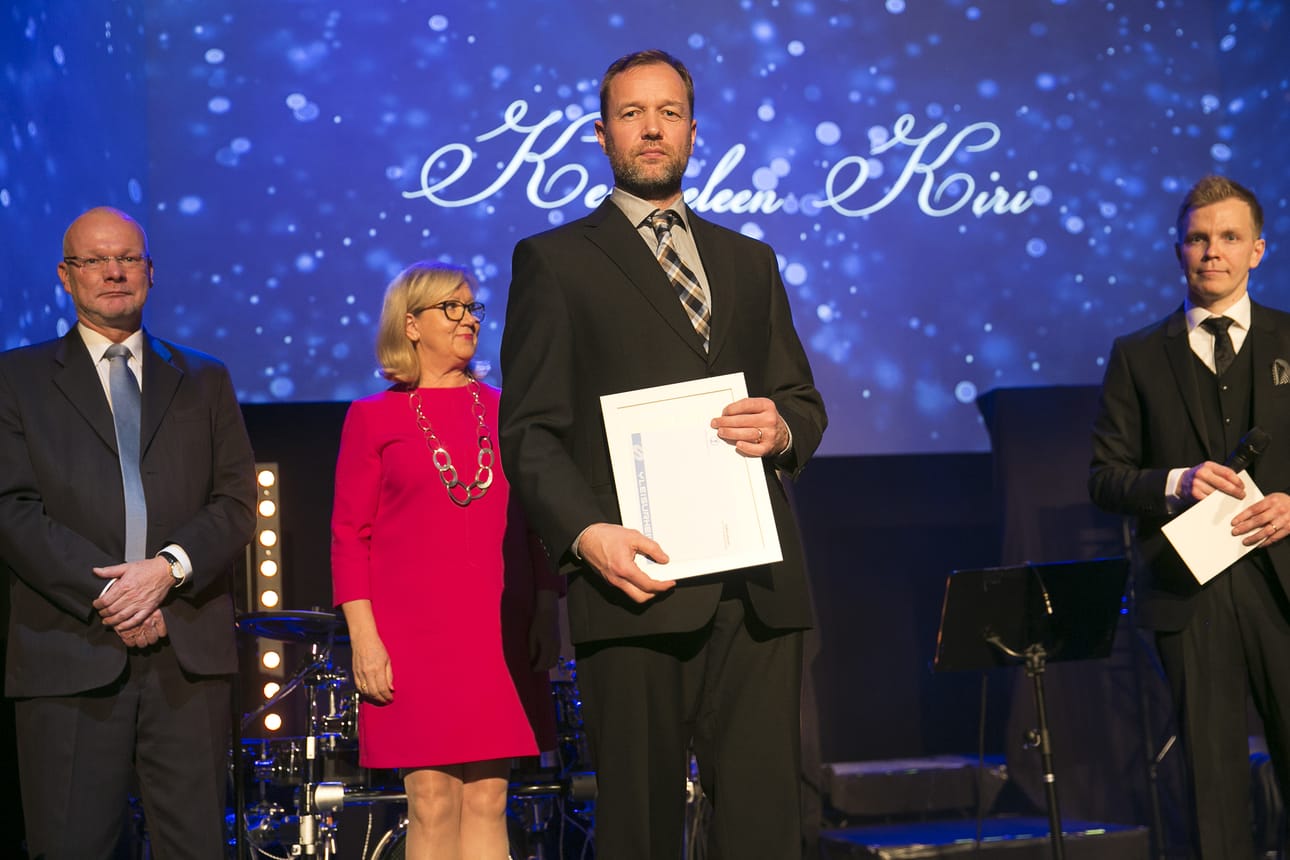 Vuoden 2016 Silja Line Seurakisan voittajana palkittiin Yleisurheilu-gaalassa 2016 Kempeleen Kiri, jonka puolesta palkinnon vastaanotti Jukka Koskela Silja Linen Tarja Luomalalta. Luovutusta valvoivat silmä tarkkana SUL:n hallituksen puheenjohtaja Vesa Harmaakorpi ja tilaisuuden juontaja Niki Juusela.