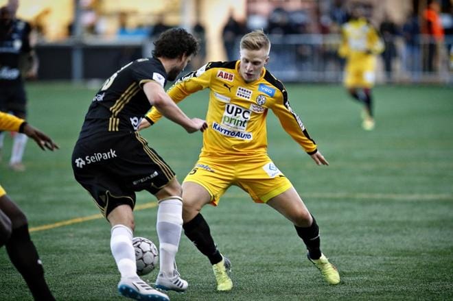 VPS:n Jesper Engström ja SJK:n Mehmet Hetemaj ottavat taas mittaa toisistaan, kun Suomen Cup käynnistyy Seinäjoella perjantaina. KUVA: TOMI KOSONEN