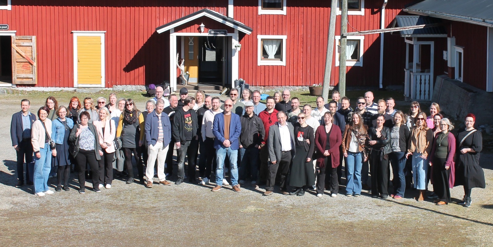 Luokkakokous oli kuin suora loikkaus vuoteen 1995 – "En malttaisi odottaa seuraavaa tapaamista"