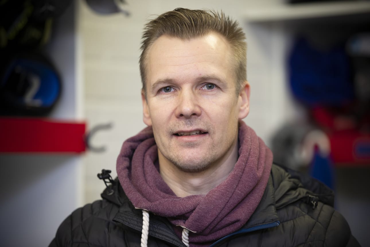 Sami Ekoluoma pelasi pitkän jääkiekkouran. Suomi-sarjassa hänen pelinsä loppuivat kauteen 2019–2020.