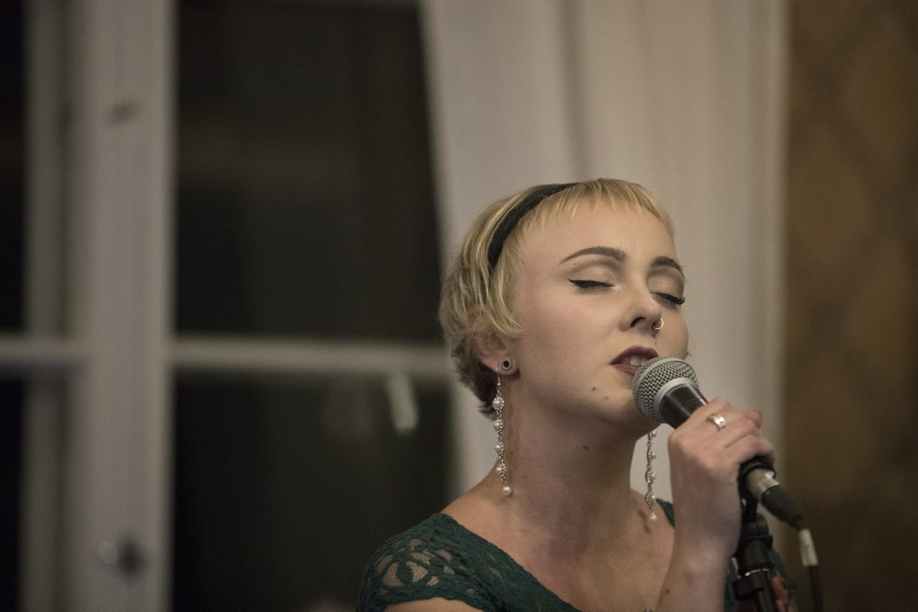 Susanna Erkinheimo esiintymässä Vaasassa vuonna 2018. Arkistokuva.