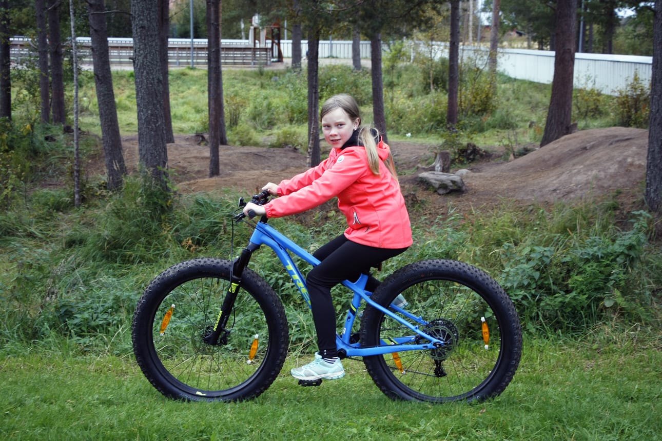 Tupoksen liikuntapäivässä pääsi kokeilemaan fatbikea.