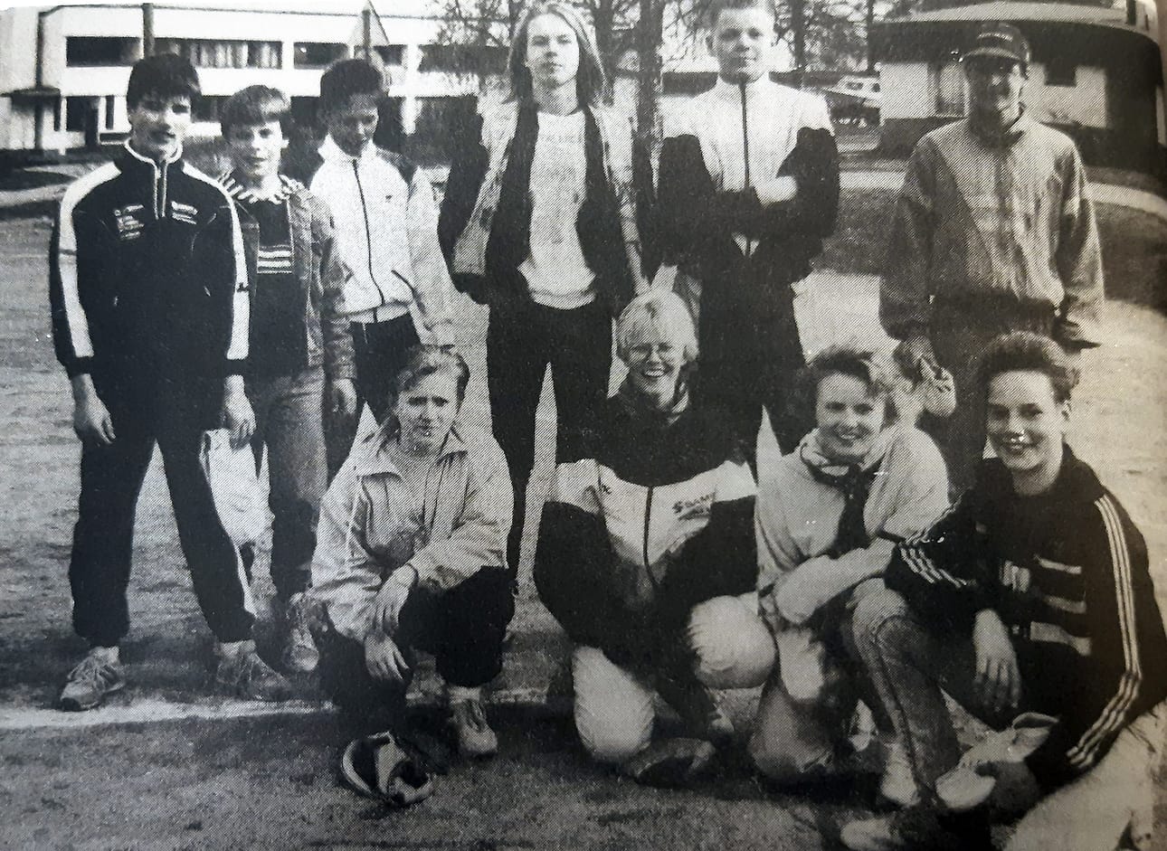 Keskikylän voittoisa pesäpallojoukkue vm. 1991.