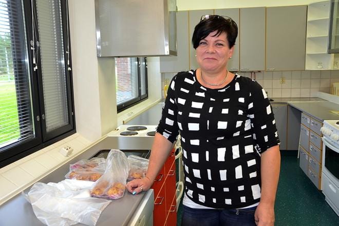 Elina Uotila-Mäenpää aloitti Jurvassa opettajana vuonna 2014. Sitä ennen hän oli toiminut Teak Oy:ssä aikuiskouluttajana. KUVA: JURVAN SANOMIEN ARKISTO