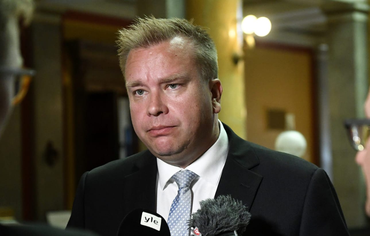 Puolustusministeri Antti Kaikkosen mukaan puolustusministerikokous on historiallinen Suomelle ja Ruotsille. LEHTIKUVA / SAARA PELTOLA