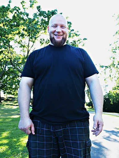 Mikko Kaakkuriniemi vietti 1990-luvulla parikin kesää Oulussa, äidin kotikaupungissa. Oulu onkin miehelle "toinen koti, ehottomasti".