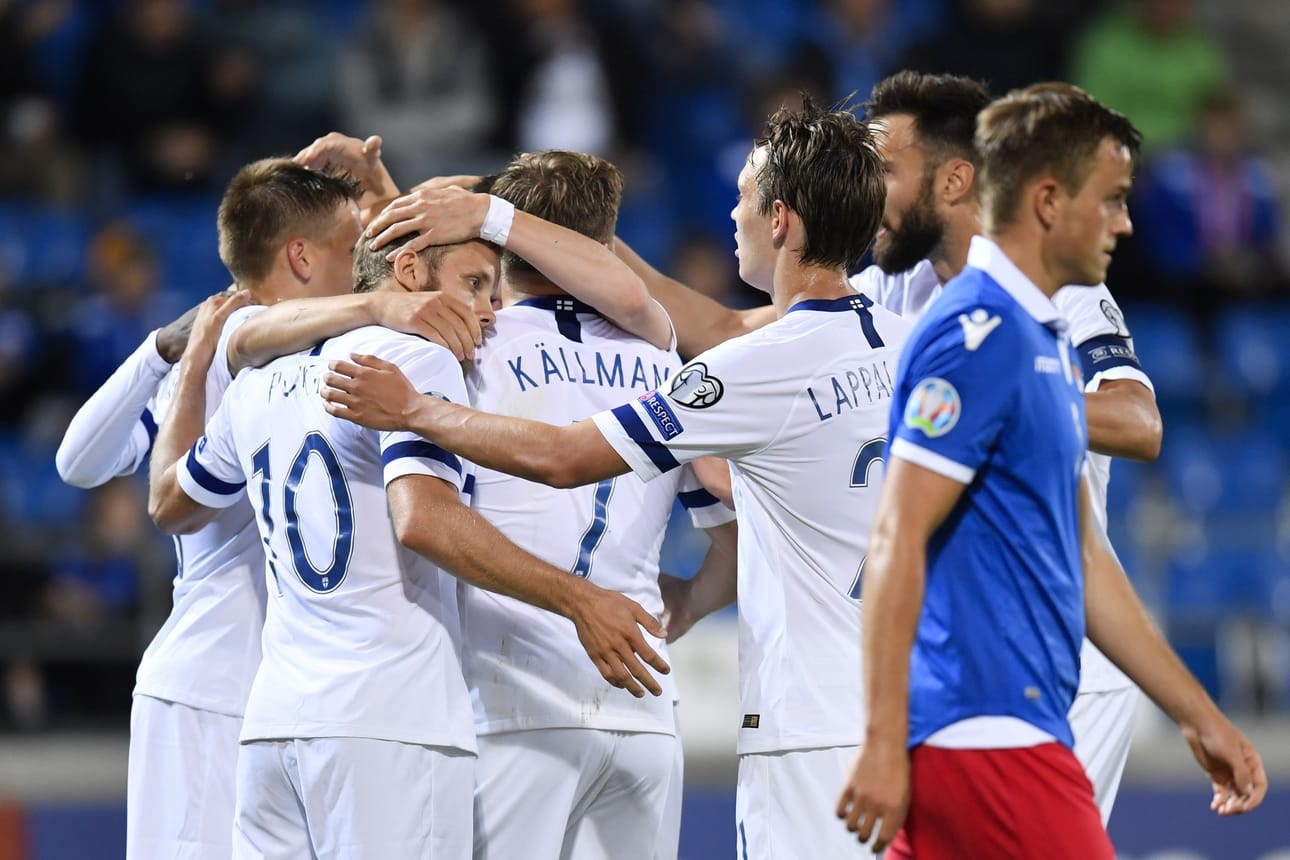 Suomen joukkue juhli tiistaina Teemu Pukin 1-0 osumaa Liechtensteinia vastaan. Suomi voitti ottelun lukemin 2-0.