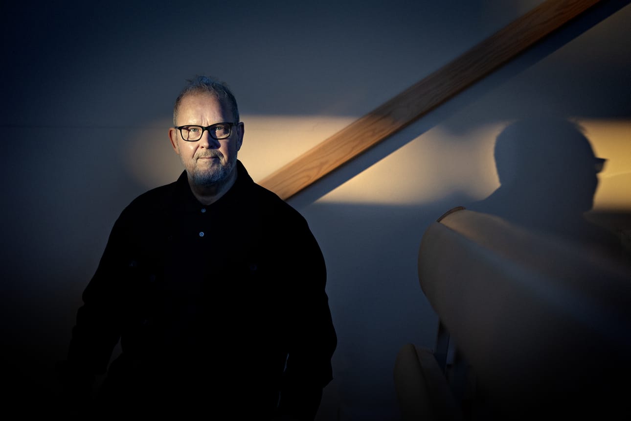 Markku "Kure" Tuppuraisen lapsuusvuodet olivat ahdistuksen, pelon ja häpeän sävyttämiä. Nuorena aikuisena hän oli ajautumassa totaaliseen umpikujaan, kunnes hoitaja lausui pysäyttävät sanat hänen potilasvuoteensa vierellä.