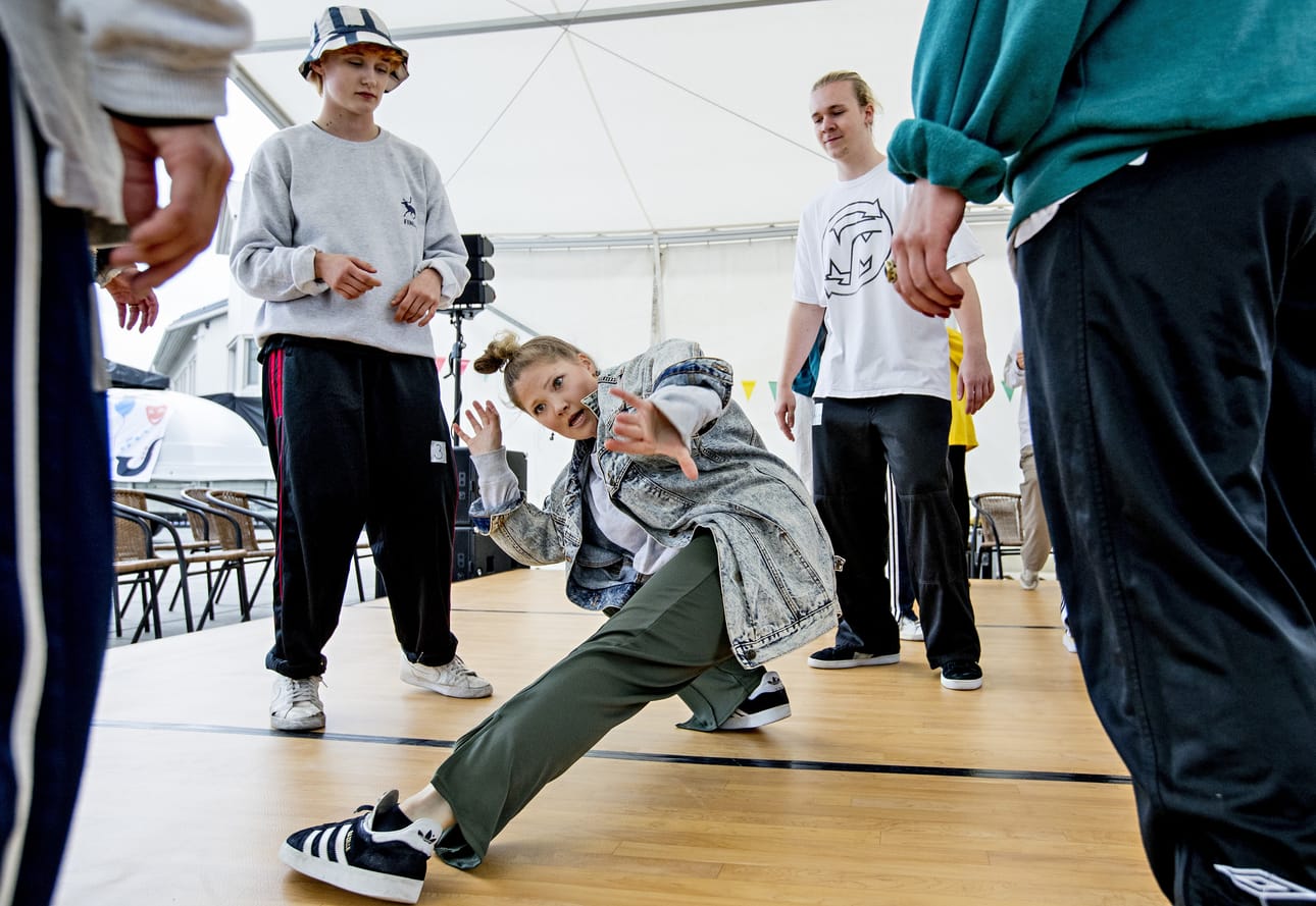 Katutanssien päätapahtuma alkoi lauantaina aamupäivällä hip hopin alkukarsinnoilla.