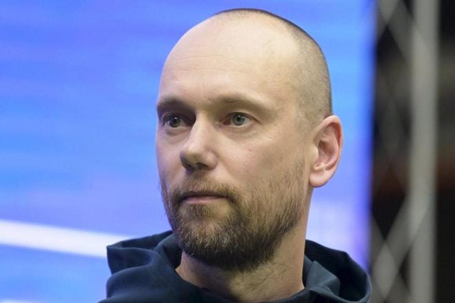 Takavuosien huippupelaaja Olli Kunnarin pesti Akaa Volleyn päävalmentaja on alkanut mainiosti. KUVA: VESA MOILANEN / LEHTIKUVA