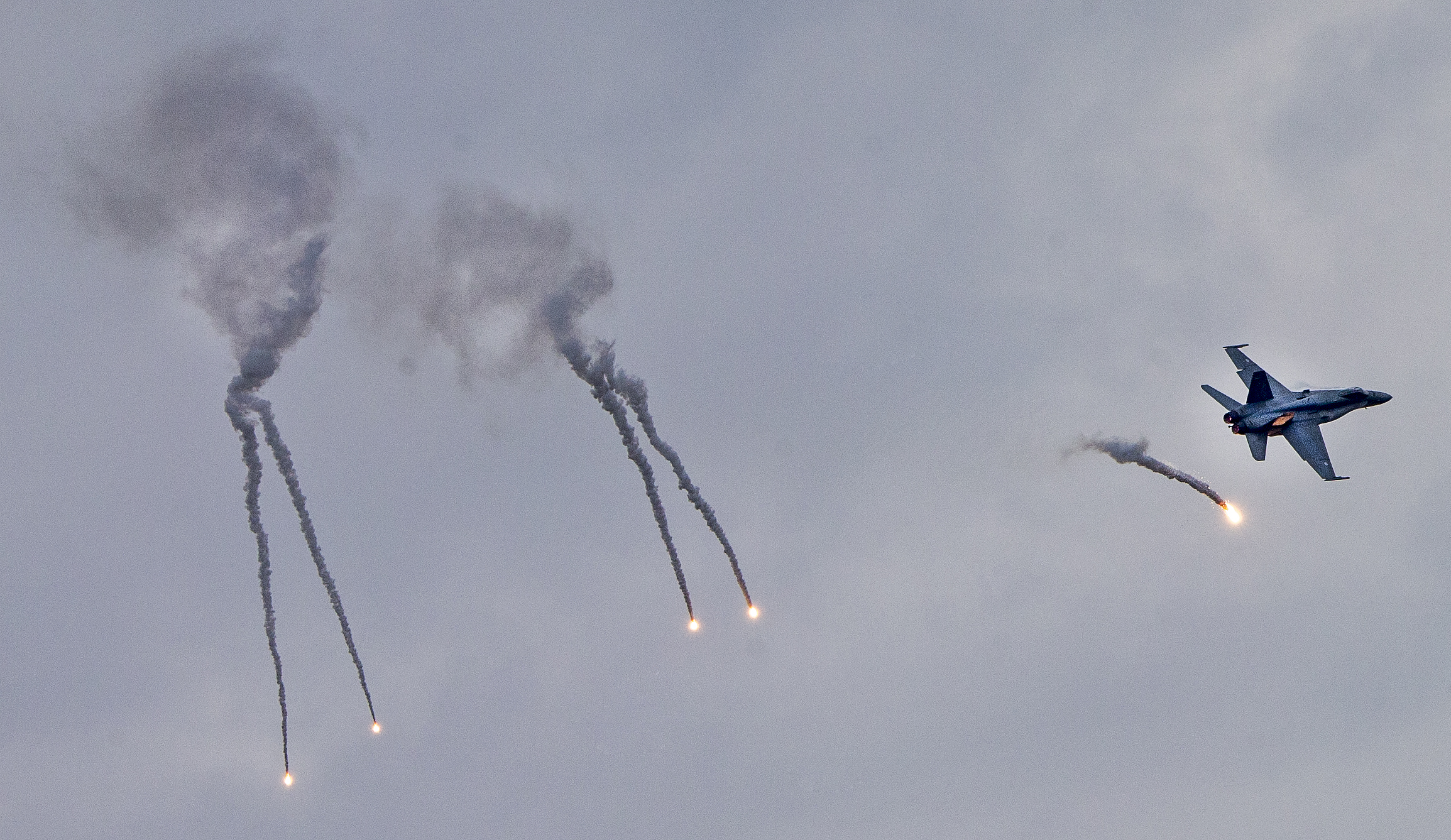 Myöhemmin iltapäivällä taivas tummeni.