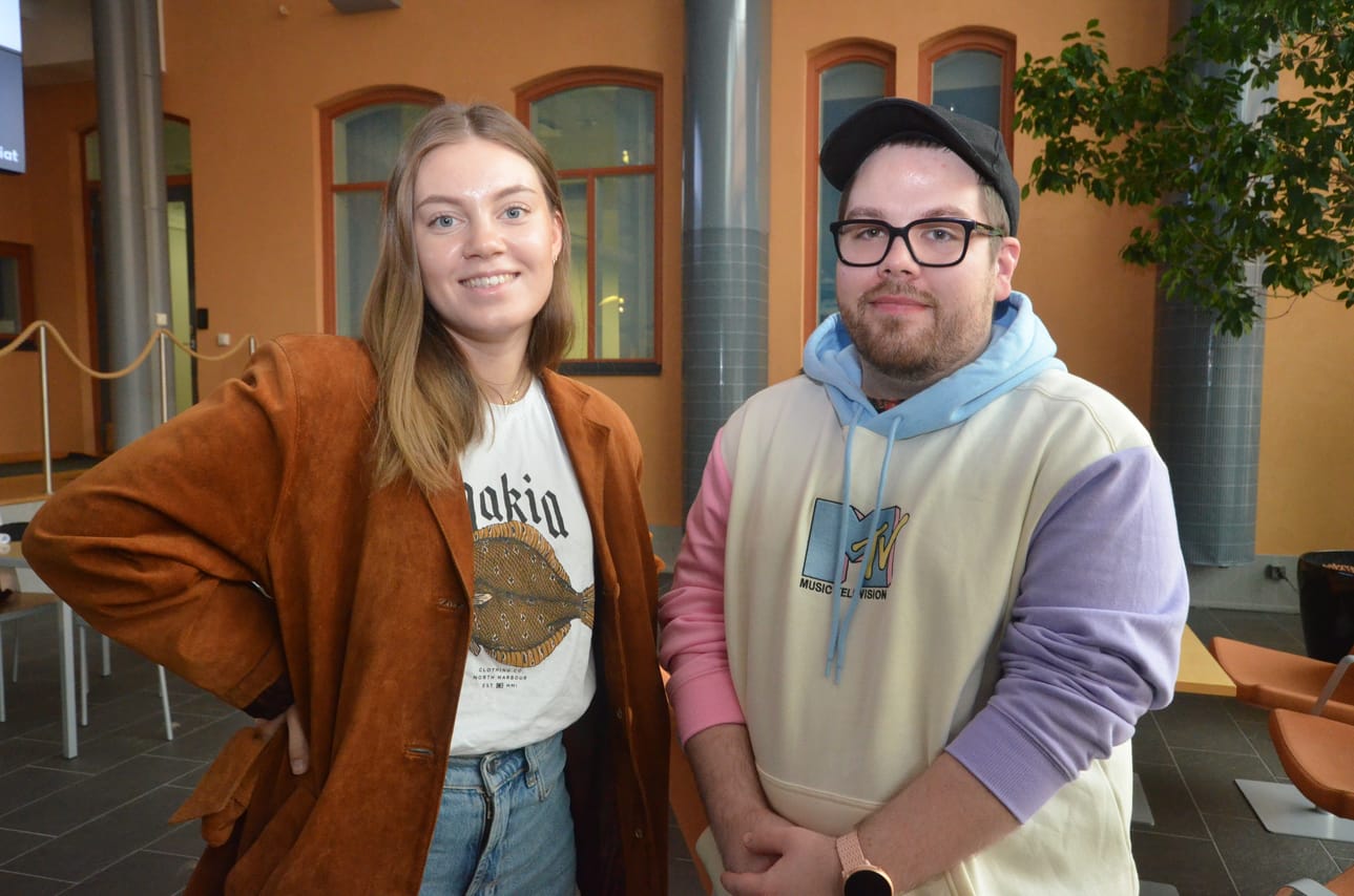 Vaasan Jaakoon Säätiön korkeakoulustipendit myönnettiin Emma Takalolle ja Toni Kolppaselle.