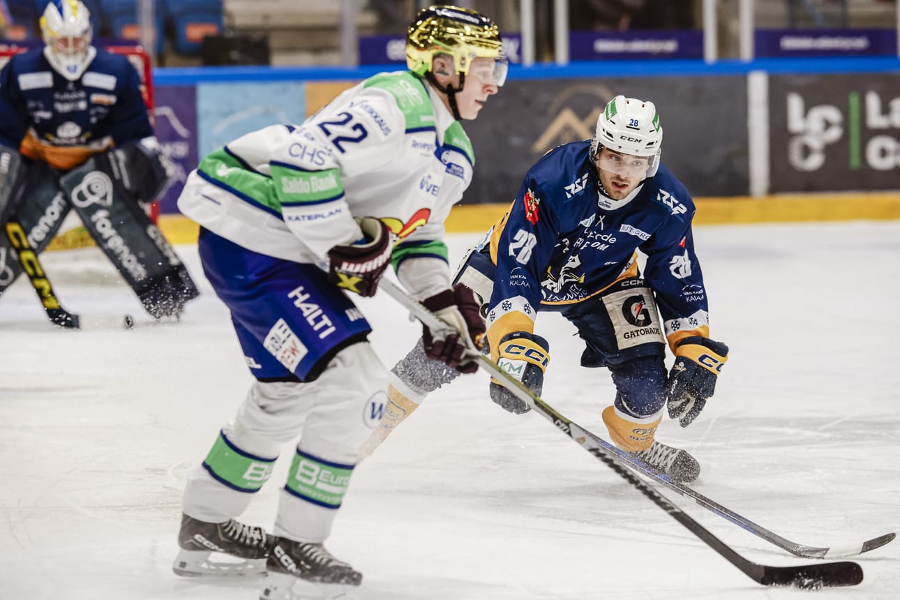 Alexander Forslund iski Jokereille kaksi maalia, Eemeli Virtanen RoKille yhden.
