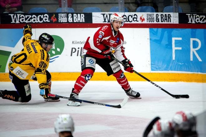 KalPan Jussi Riikola ja Sportin Erik Riska kohtaavat tänään Kuparisaaressa. KUVA: KALLE LYDMAN
