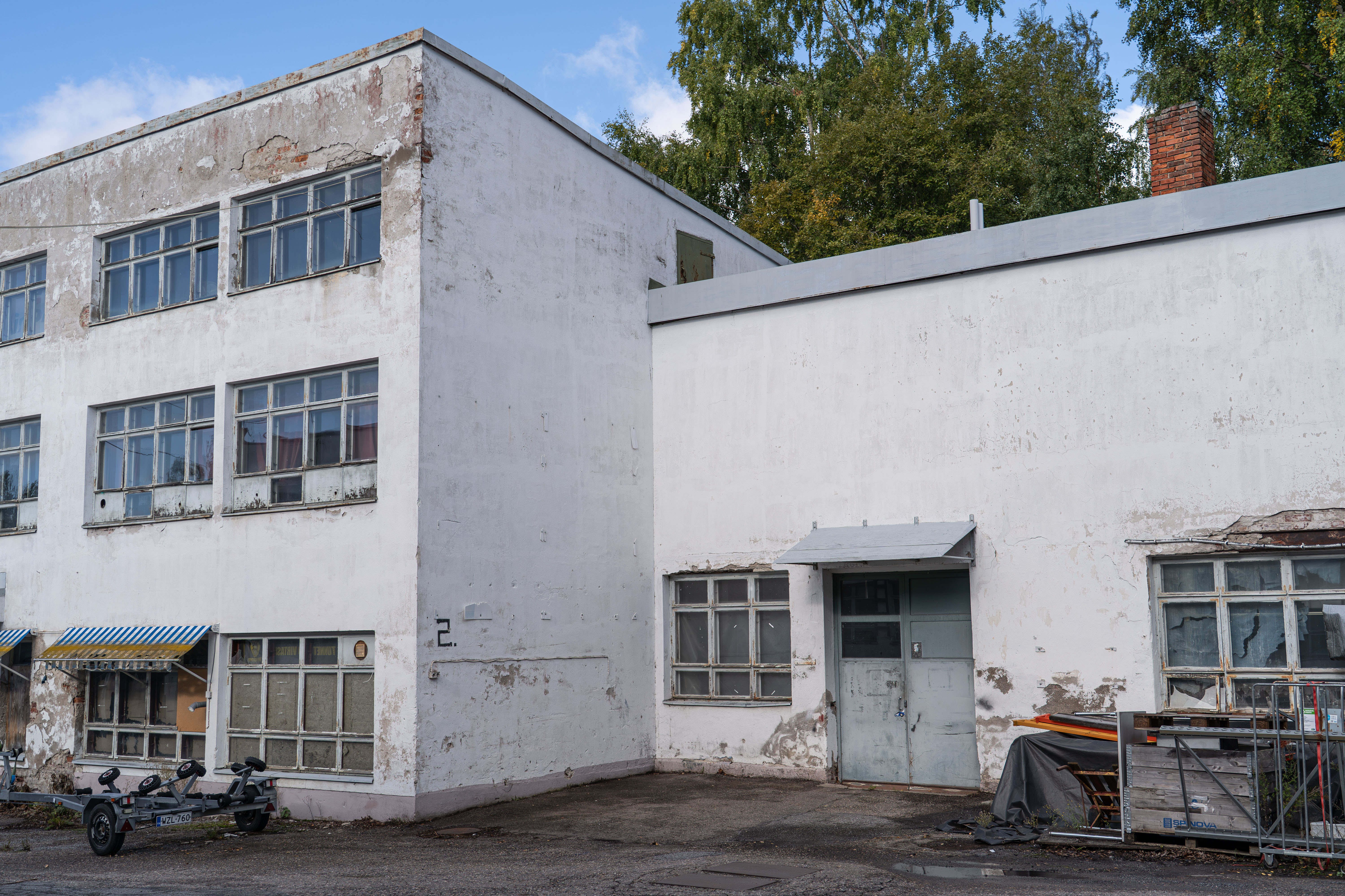 Rahkolan ja Saippuan tehdasalueesta ja muistoista koottu näyttely avautuu Palosaarella
