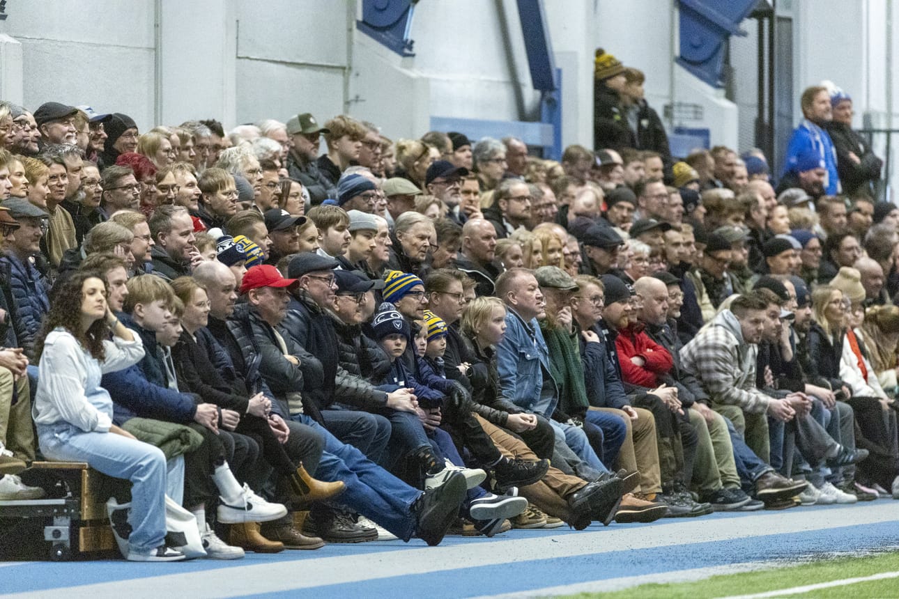 Tulevan dokumenttisarjan kuvaukset on jo aloitettu. Kamerat seurasivat AC Oulun toimintaa ja henkilöitä esimerkiksi Liigacupin välieräottelussa HJK:ta vastaan.