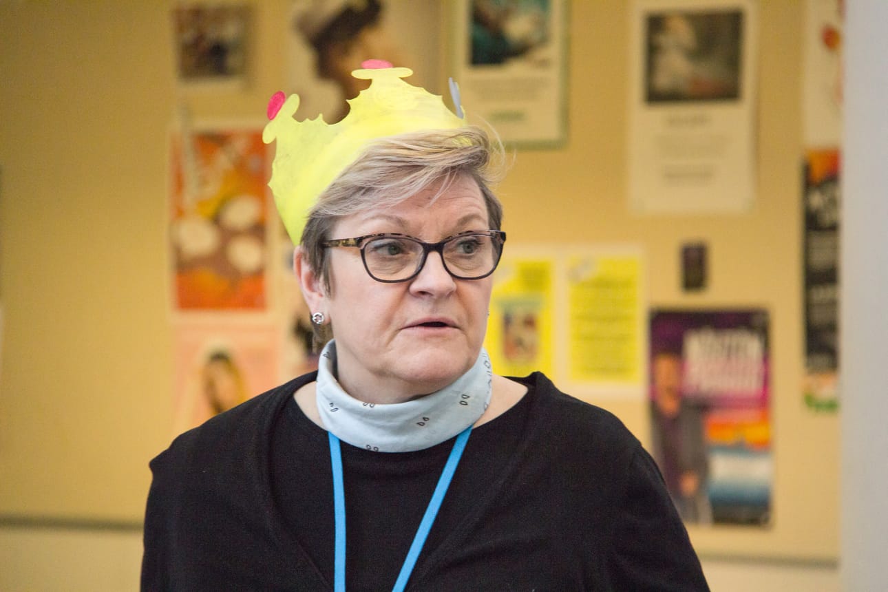 Tuula Tervonen oli huolissaan siitä, miten viimeaikainen keskustelu lukion lakkauttamisesta vaikuttaa lukioon hakeutumiseen. Tähän asti oppilasmäärät ovat pysytelleet samoissa lukemissa.