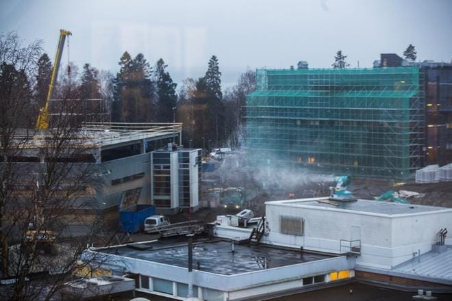 Vaasan keskussairaalan H-talon rakennustyöt ovat hyvässä vauhdissa. Rakennus valmistuu vuonna 2022. KUVA: MINNA ANTILA