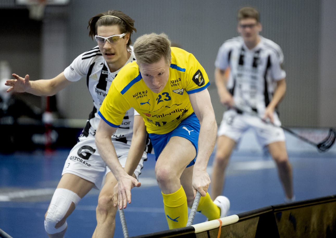 Varakapteeni Olli Wikstedt ei ole huolissaan, vaikka voitot ovat karttaneet OLS:aa viime aikoina.