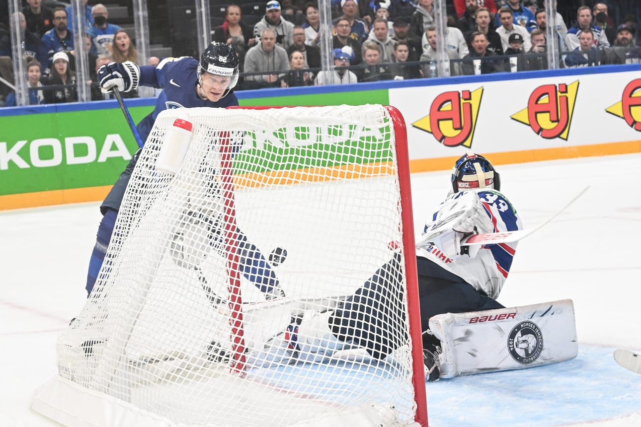 Tästä alkoivat Suomen maalijuhlat kun Harri Pesonen iski 1-0.