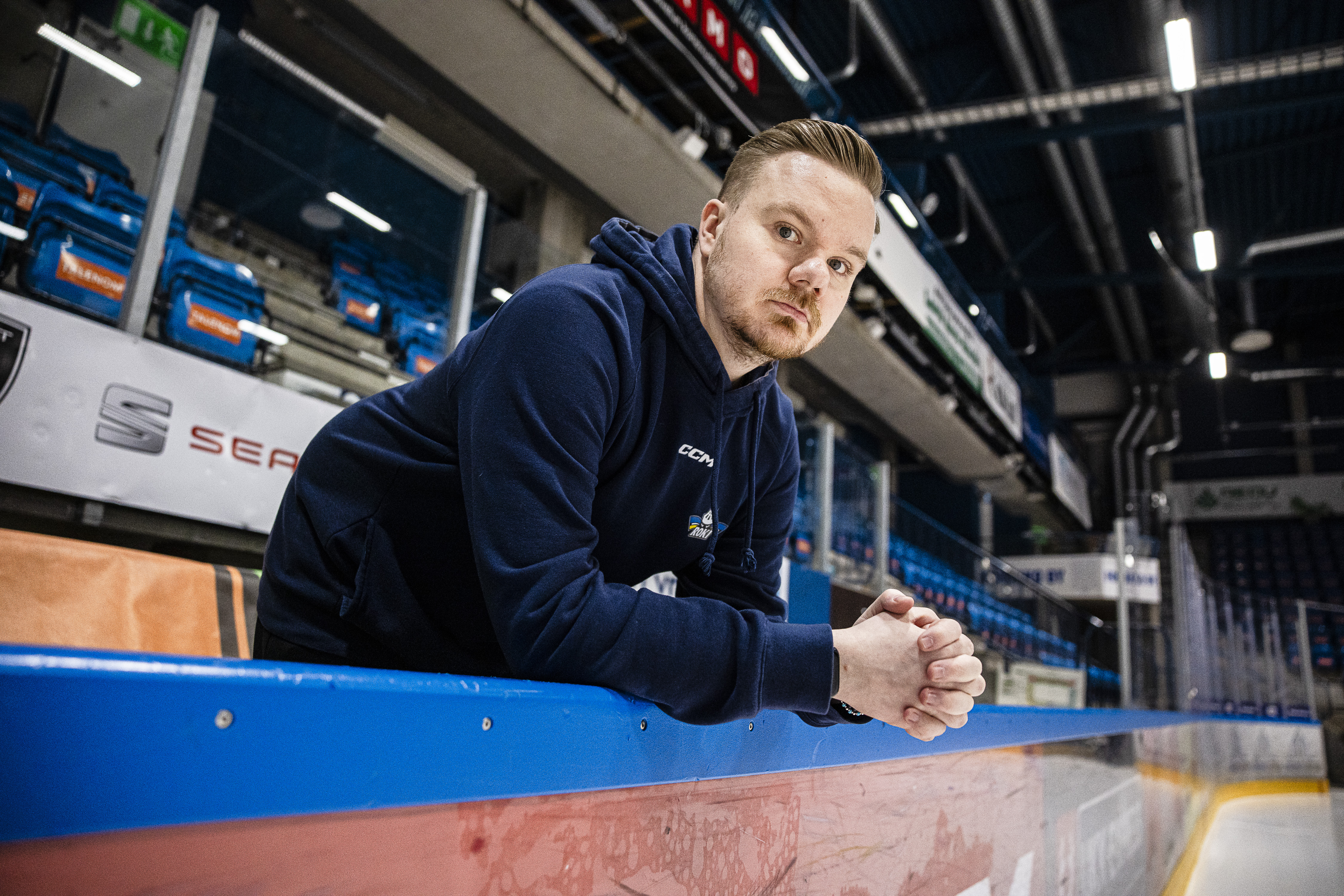 Mikko Sirento-Manninen kertoo avoimesti, mitä RoKi tekee toisin valmistautuessaan suurten panosten Mestis-kauteen ja miten tuleva joukkue eroaa edeltäjästään